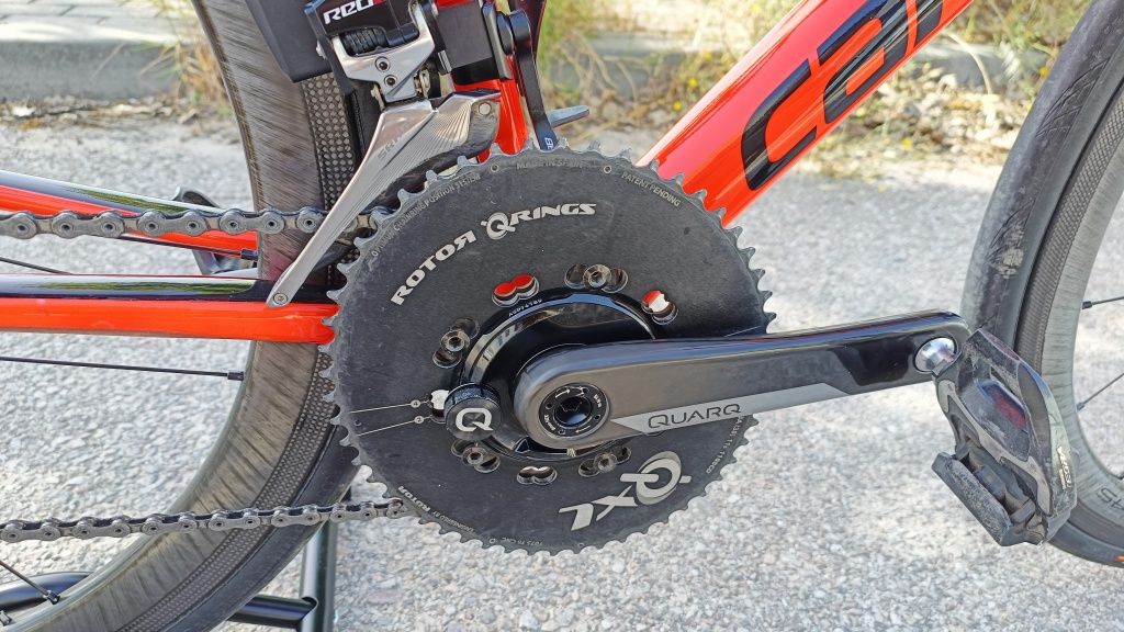 Cannondale supersix evo hi mod SRAM RED ETAP eletrônico. Bike de topo