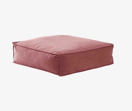 Różowy aksamitny puf Jotex + poduszka