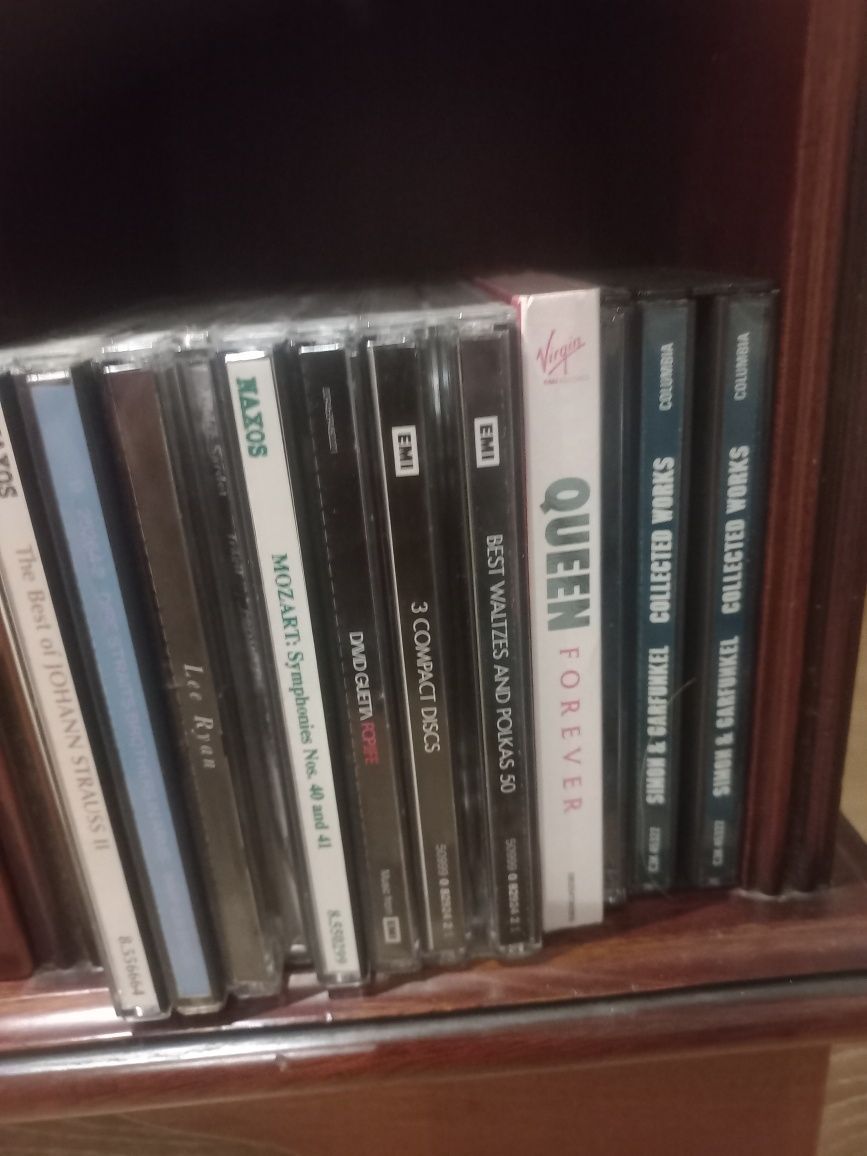 CDs música variada