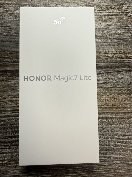 HONOR Magic7 Lite 8/256гб