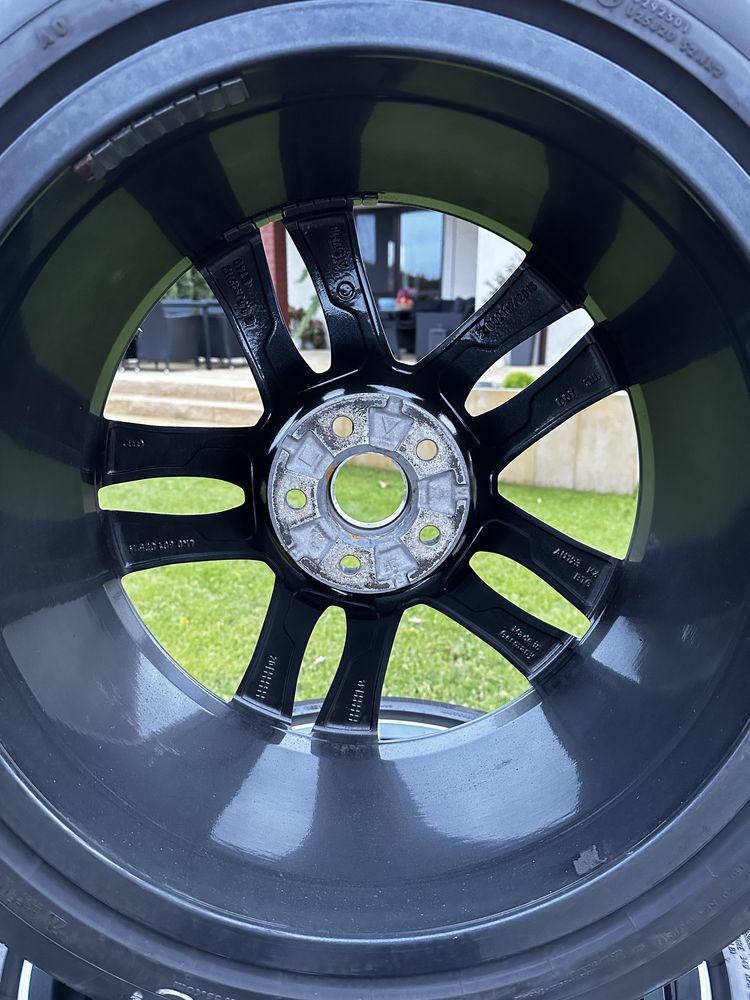 Koła felgi 19” 245/45R19 zima continental Audi