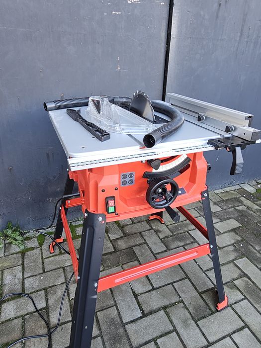 Циркулярна пила Einhell TC-TS 2025/3 eco