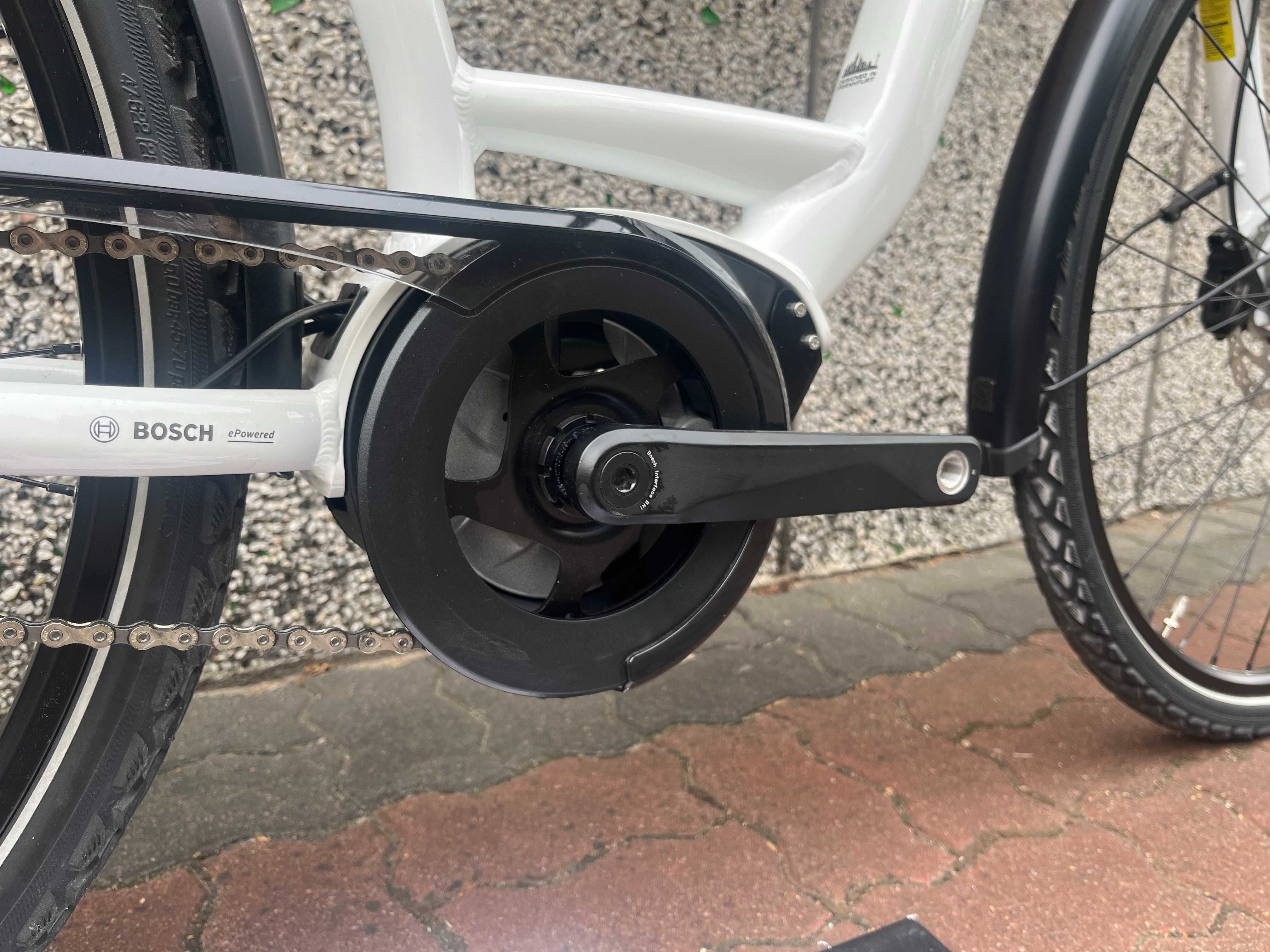 Wyprzedaż ROWER CARVER CITYZEN E LTD*BOSCH 400*hydraulika shimano*55CM