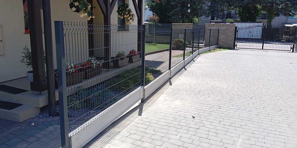 Ogrodzenie panelowe / betonowe jedno/ dwustronne-Montaż,płot betonowy