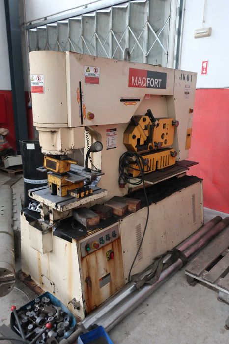Maquinas para Metalomecânica - Torno, Corta cantos, Jekas, Erosão...