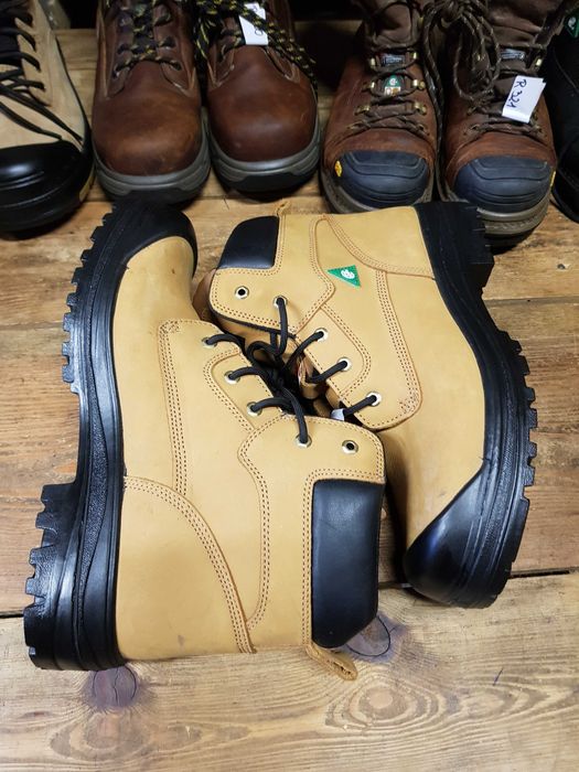 Buty robocze AGGRESSOR rozm 48 wkł 32,5 cm S3