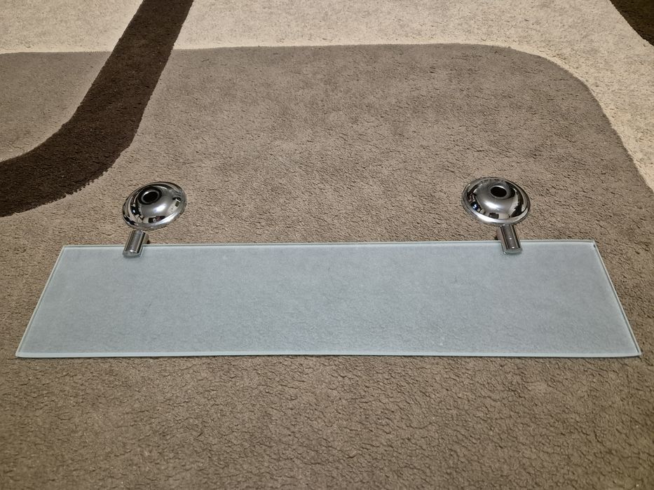 Скляна поличка для ванної кімнати