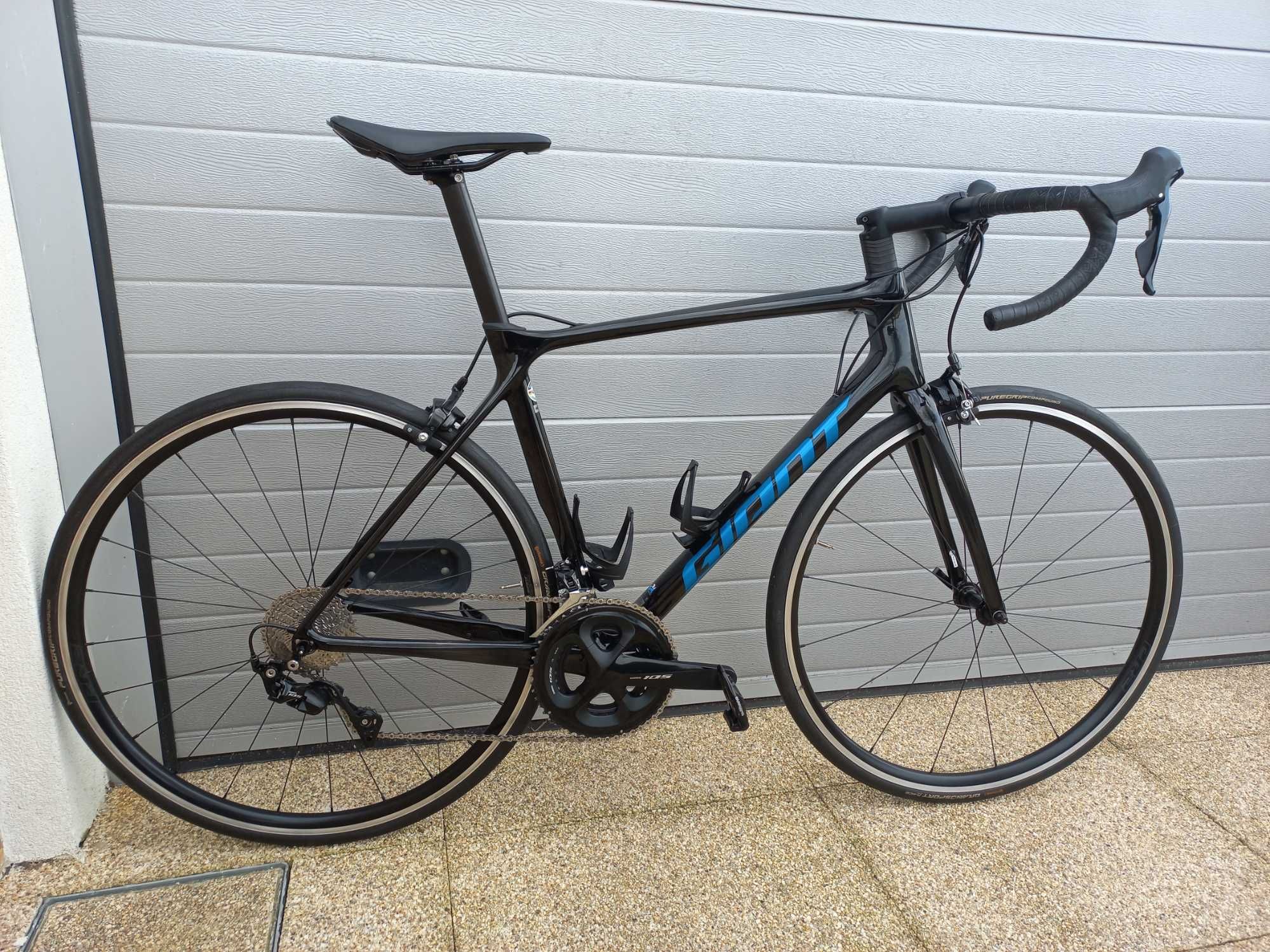 Giant TCR estrada