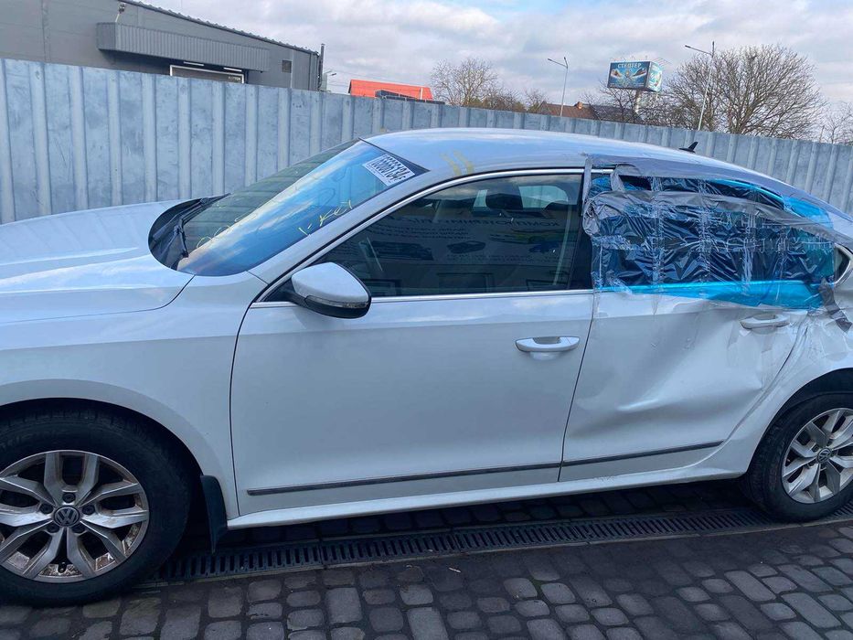 VW PASSAT B8 USA пасат пассат б8  розбірка, разборка капот крило фара