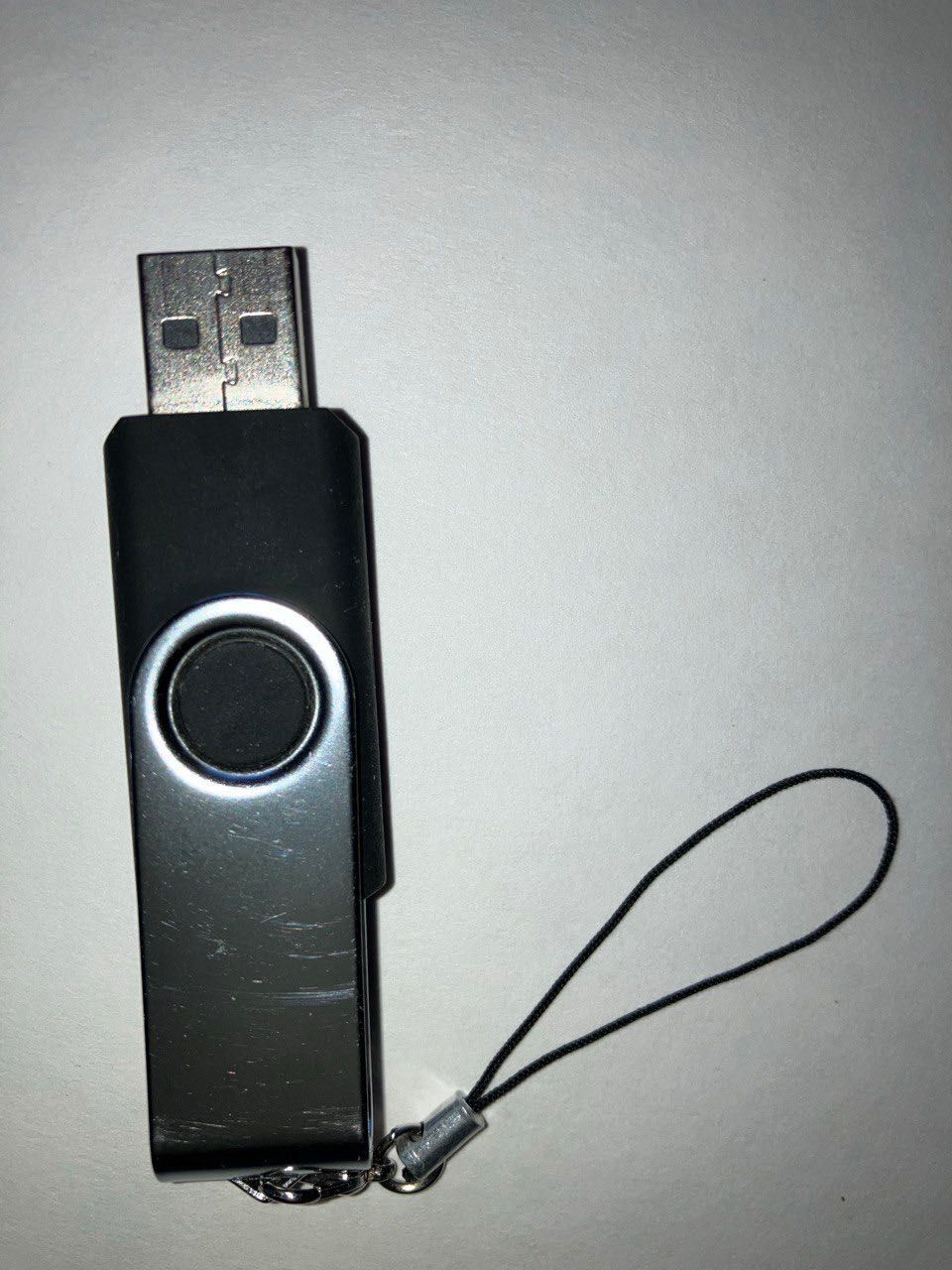 Флешка GOODRAM USB UTS2-0640КОR11 64 ГБ USB 2.0 /USB-накопитель