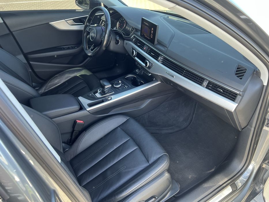 Продам audi a4b9 quattro