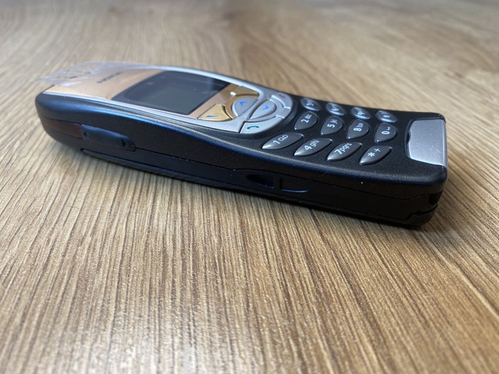 Piękna, odnawiana Nokia 6310i z folią+ NOWA bateria