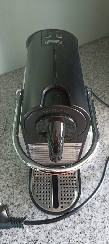 Máquina de café Nespresso Pixie