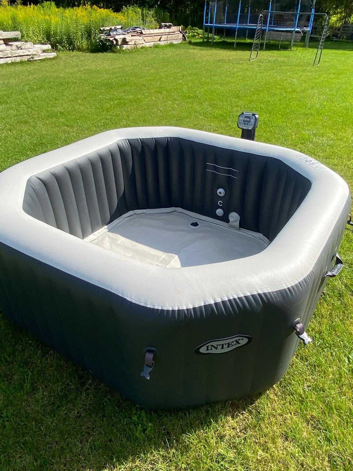 OKAZJA Jacuzzi Intex Pure Spa Model SSP-H-20-1C
