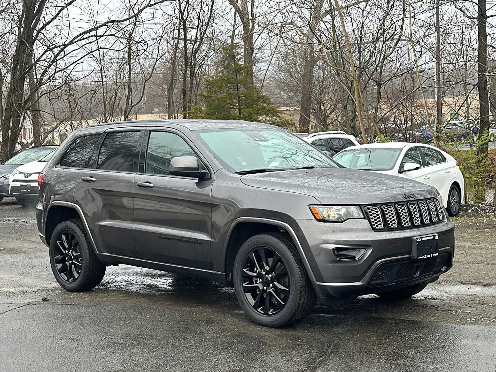 Jeep Grand Cherokee Laredo 2021