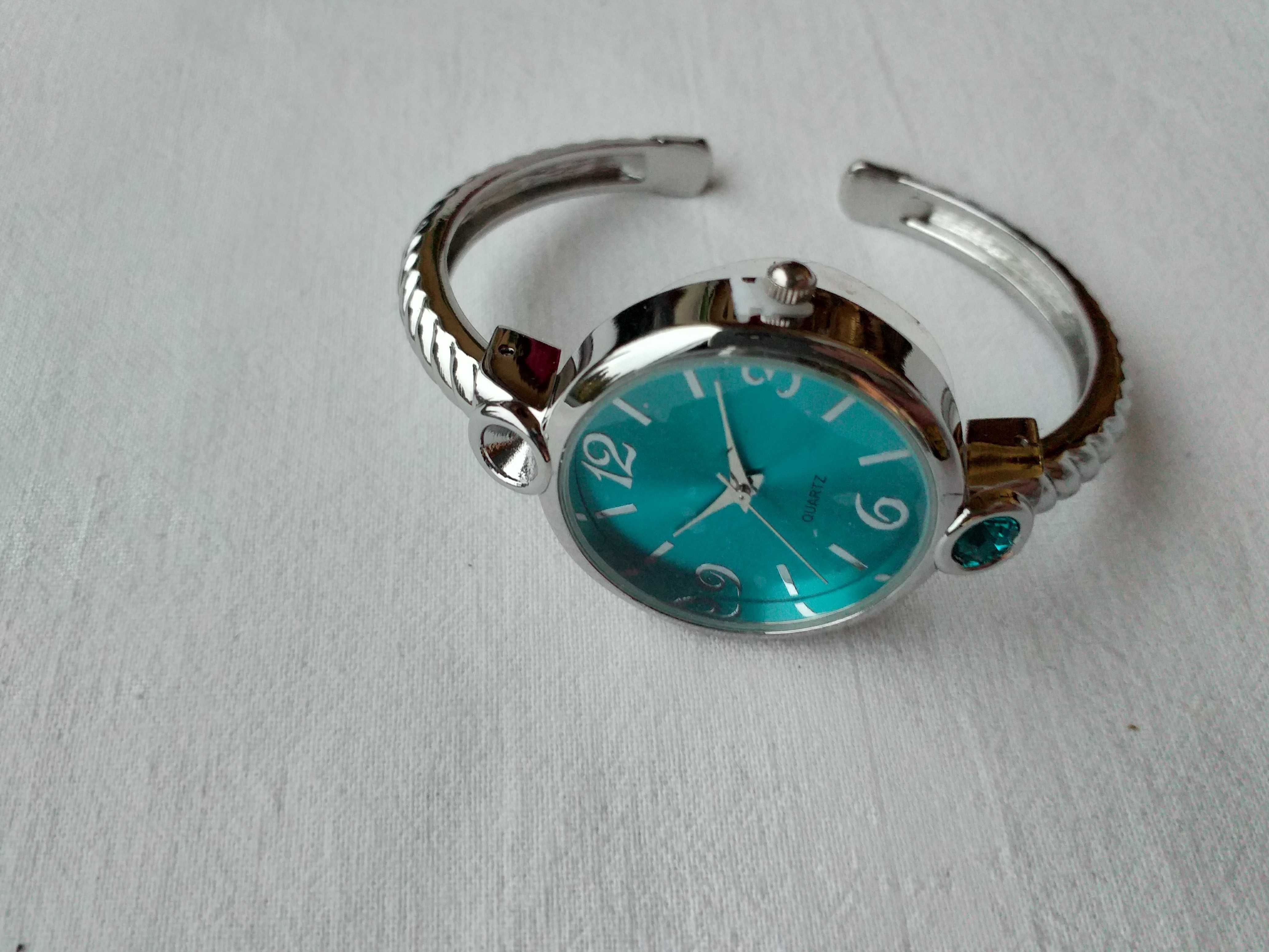 Avon Zegarek damski RAYNA SNAP WATCH BLUE nowy #51