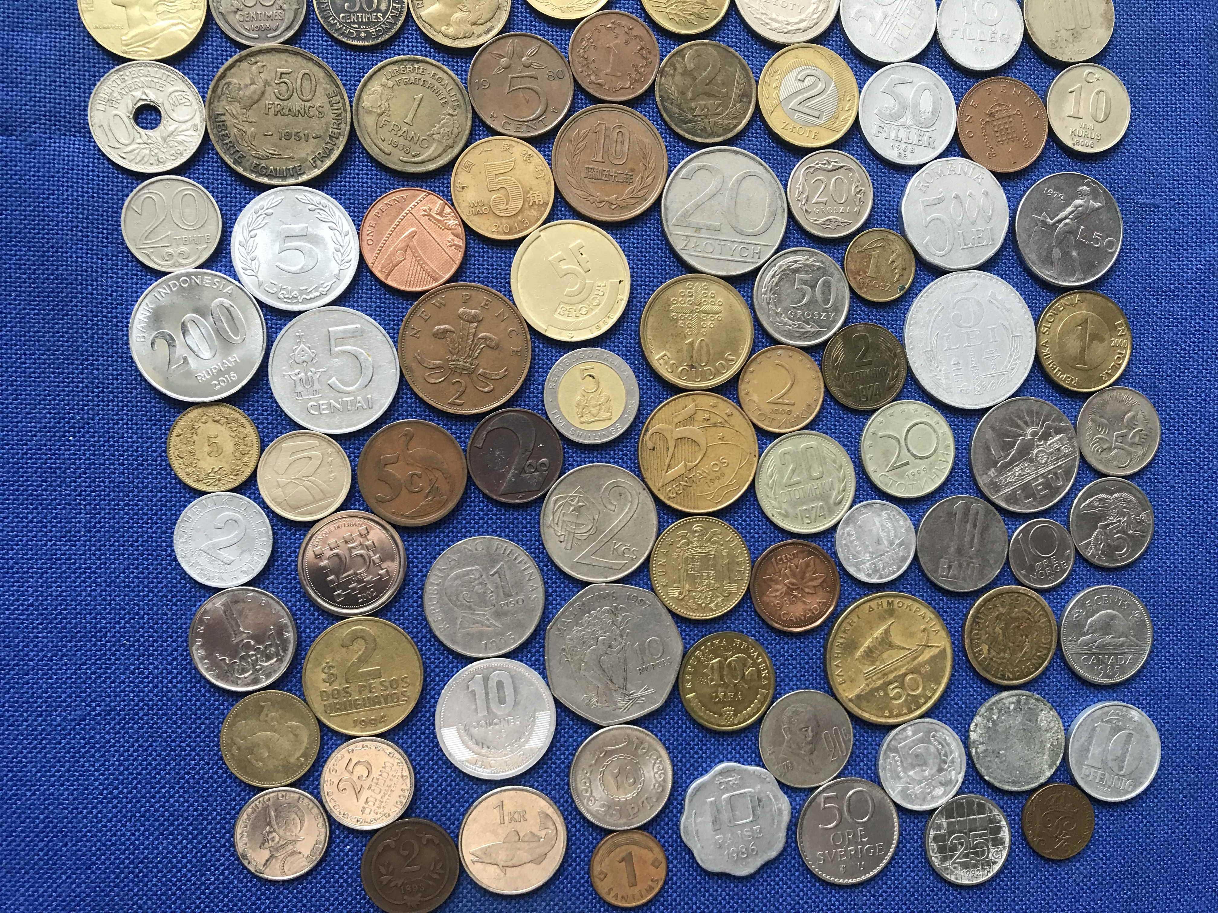 Монеты Мира 56 стран без повторов  100 шт