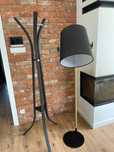 lampa i wieszak styl loft