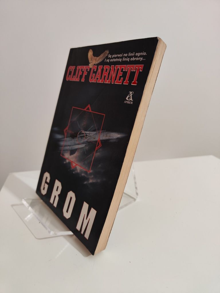 Grom - Cliff Garnett