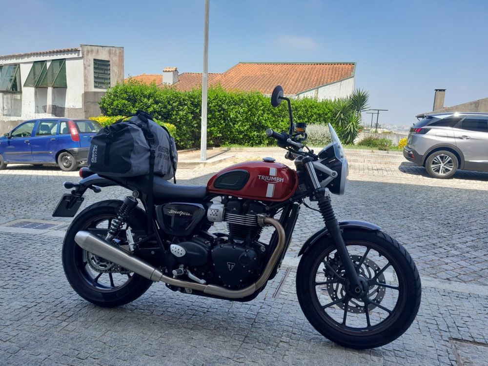 Triumph Street Twin 900