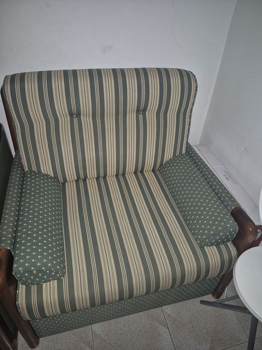 Vendo 3 Sofás usados