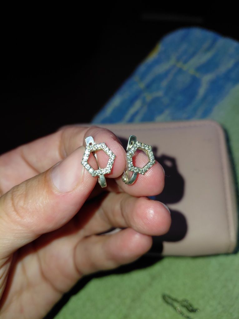 Серебряные сережки