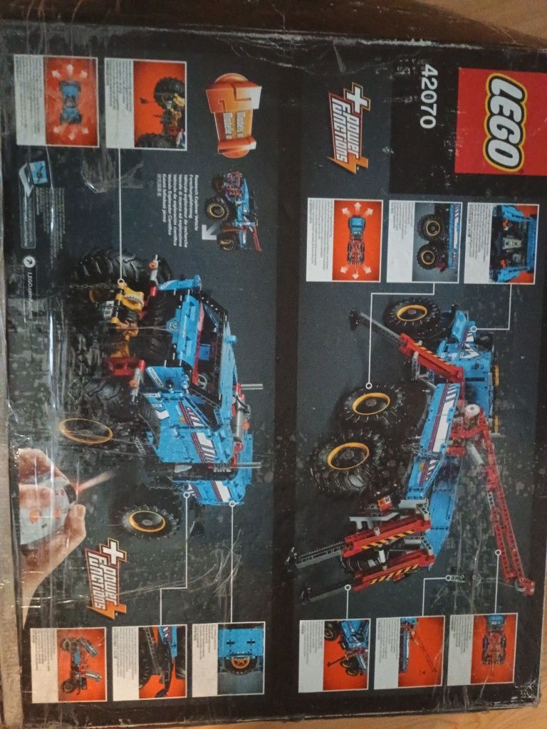 LEGO Technic - 42070 Terenowy holownik 6x6