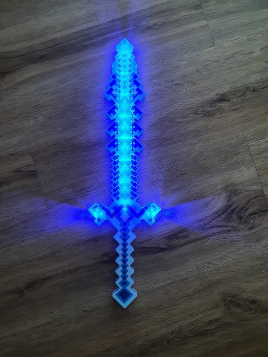 MIECZ Diamentowy 50CM jak Minecraft LED DZWIĘK zabawka ŚWIECĄCY GRAJ