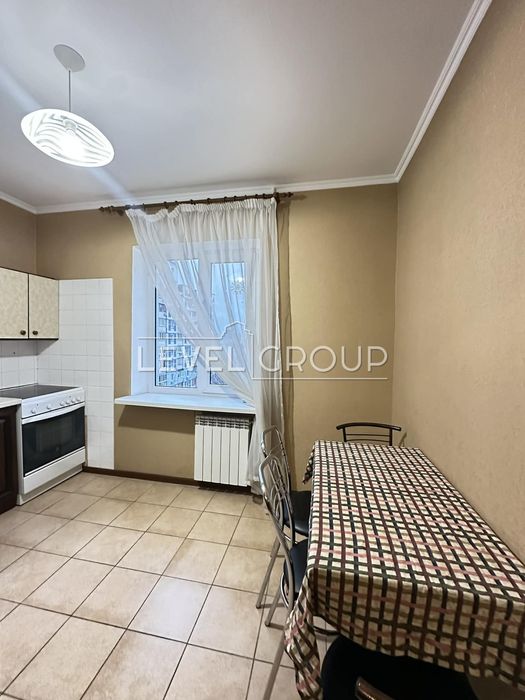 Оболонь Йорданська 11 Д Оренда 2 кім. Метро 5  хвил. Без комісії