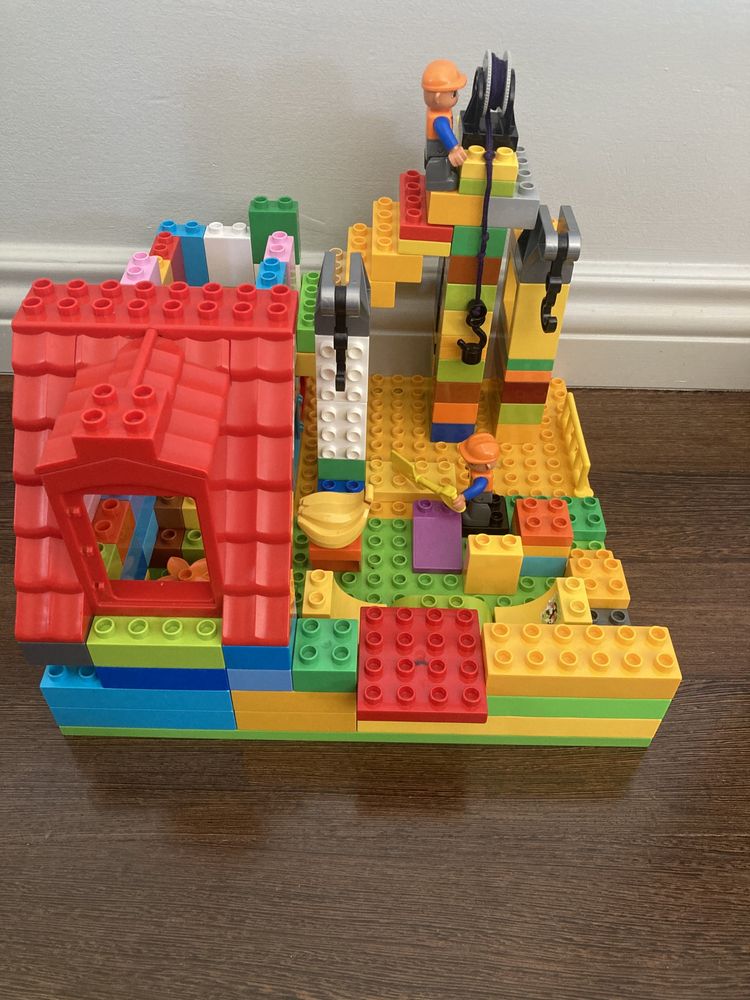 Klocki Lego Duplo zestaw duży i figurki