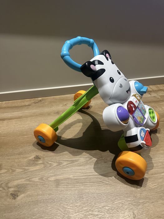 Carrinho de bebé, aprender andar…