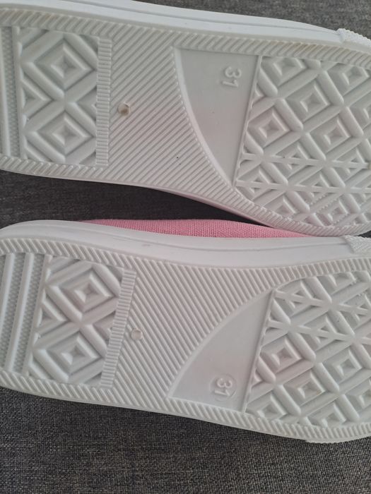 Кеди дівчанчі рожеві нові для прогулянок