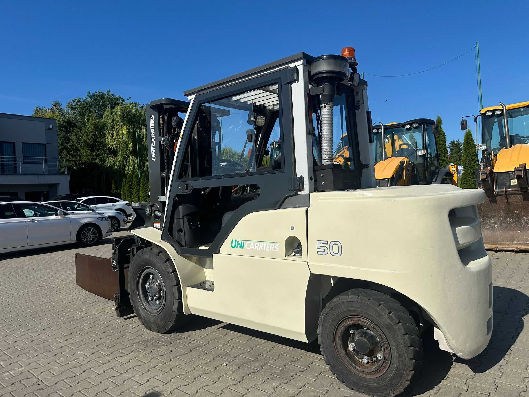 Wózek widłowy NISSAN Unicarriers 5T/4,5m/3680h R.2018 DG1F4A50Q Widlak