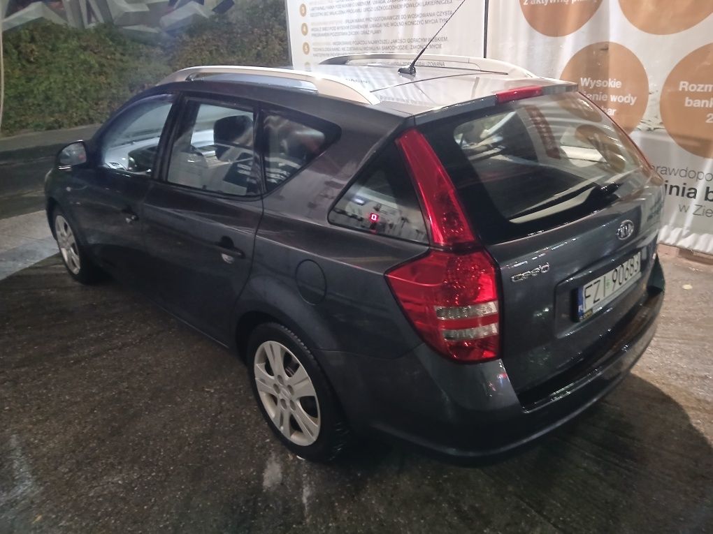 Kia Ceed 2008 1.4 benzyna