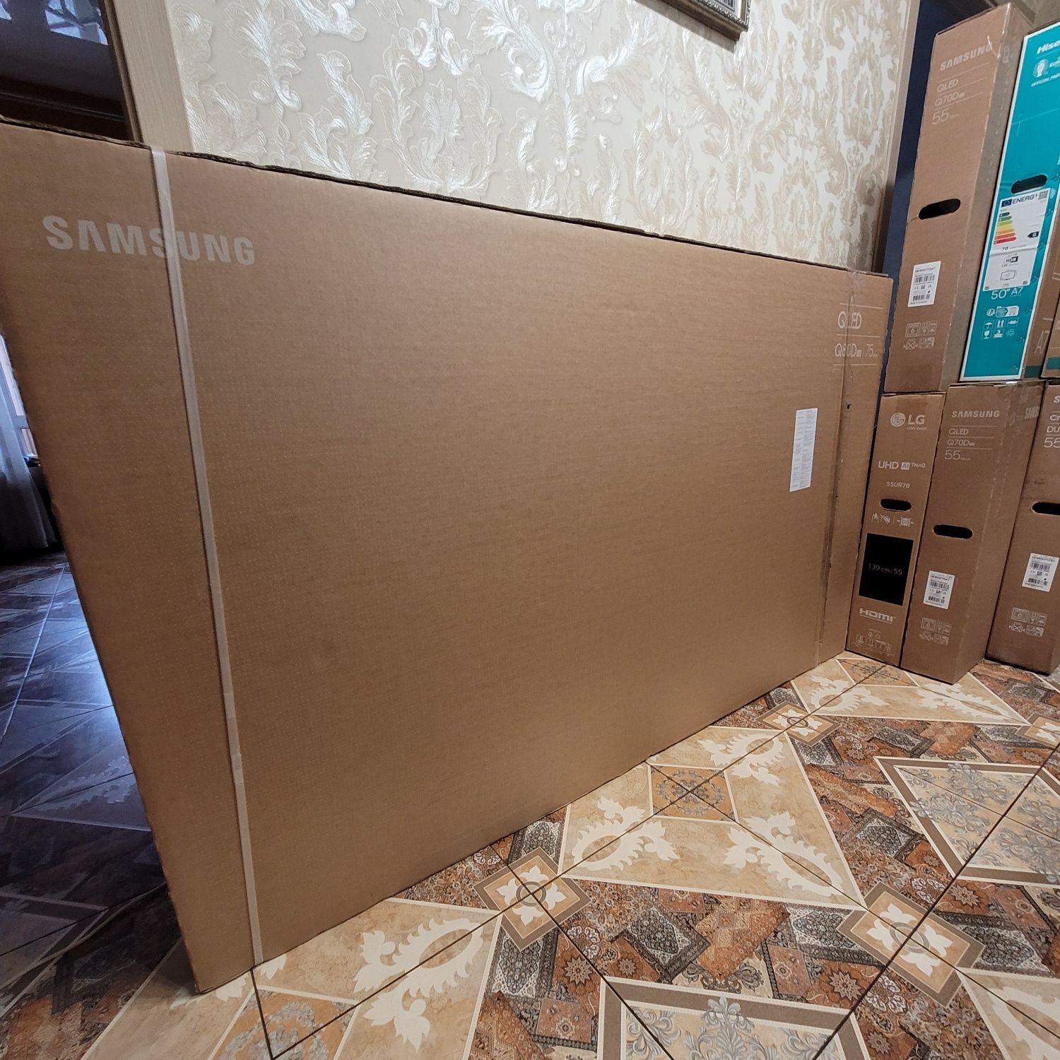 Телевізор Samsung 75 діагональ,дуже великий,100 Hz