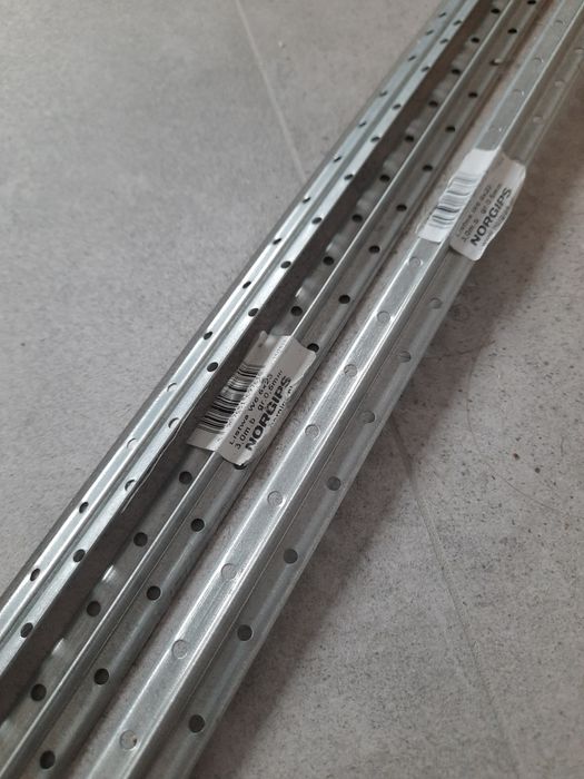 Listwy prowadnicowe W6 6c23, 3mb;