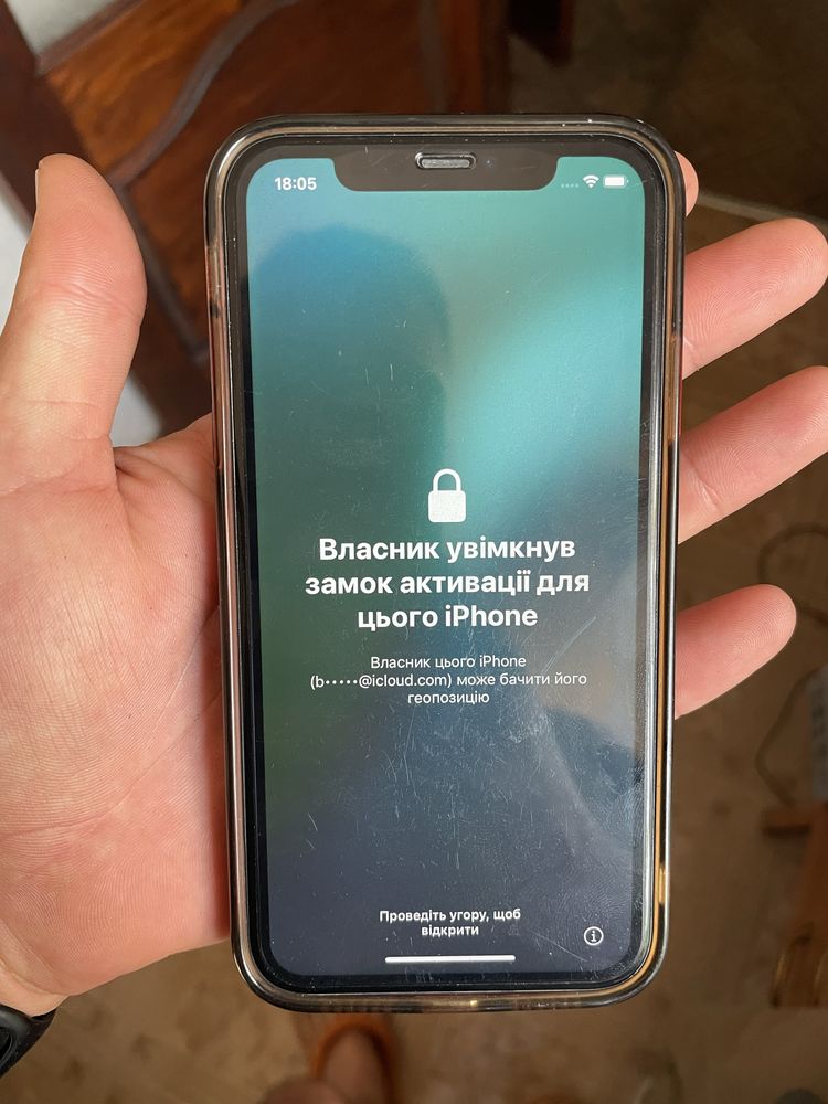 Айфон 11 на 256гб iPhone