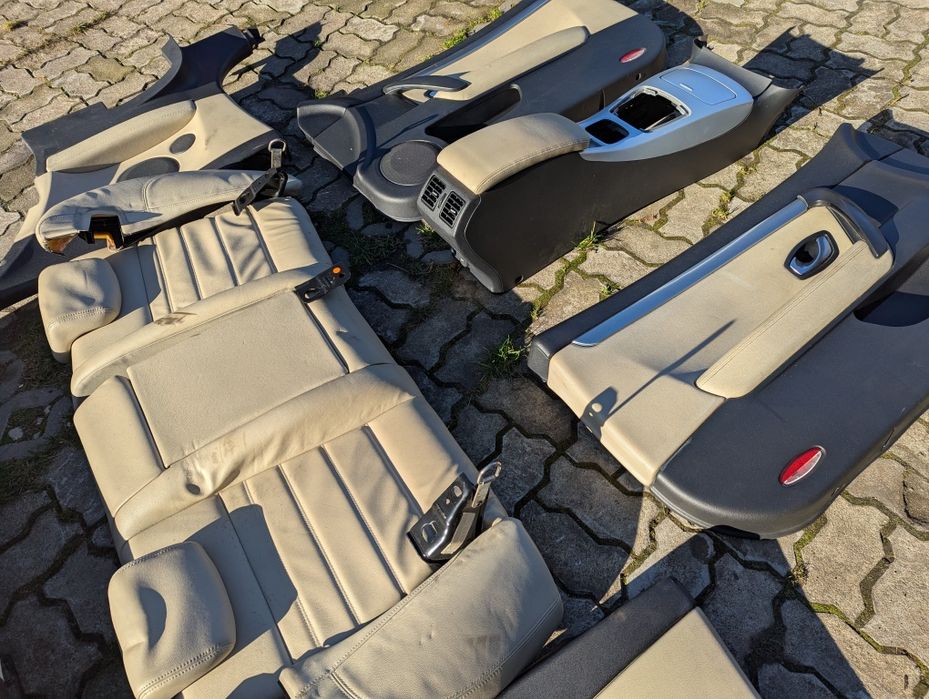 skórzana kanapa tylna i wnętrze do Renault Laguna III Coupé