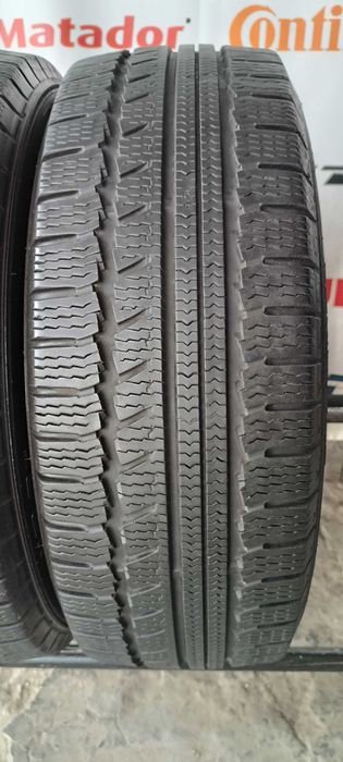 Зимові шини 215/60 R17C Nokian wr c van 7.6mm