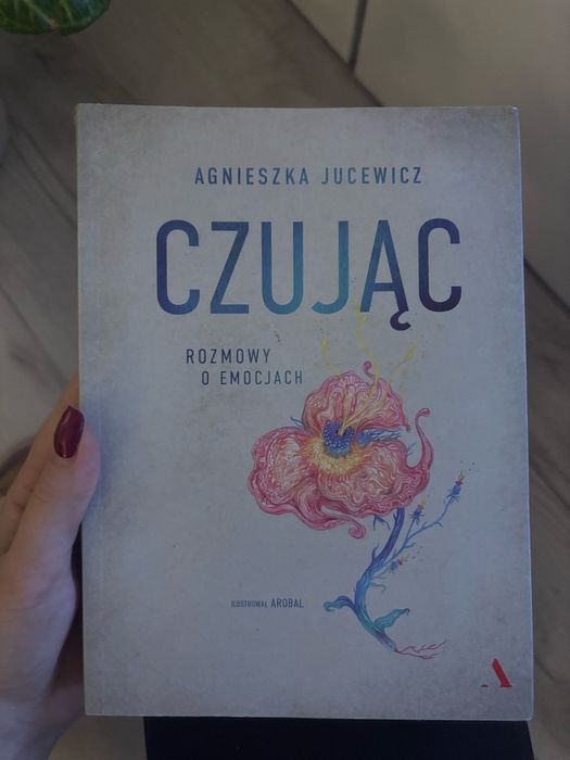 ,,Czując” Agnieszka Jucewicz