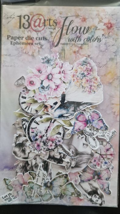 Scrapbooking 13arts paper die cuts