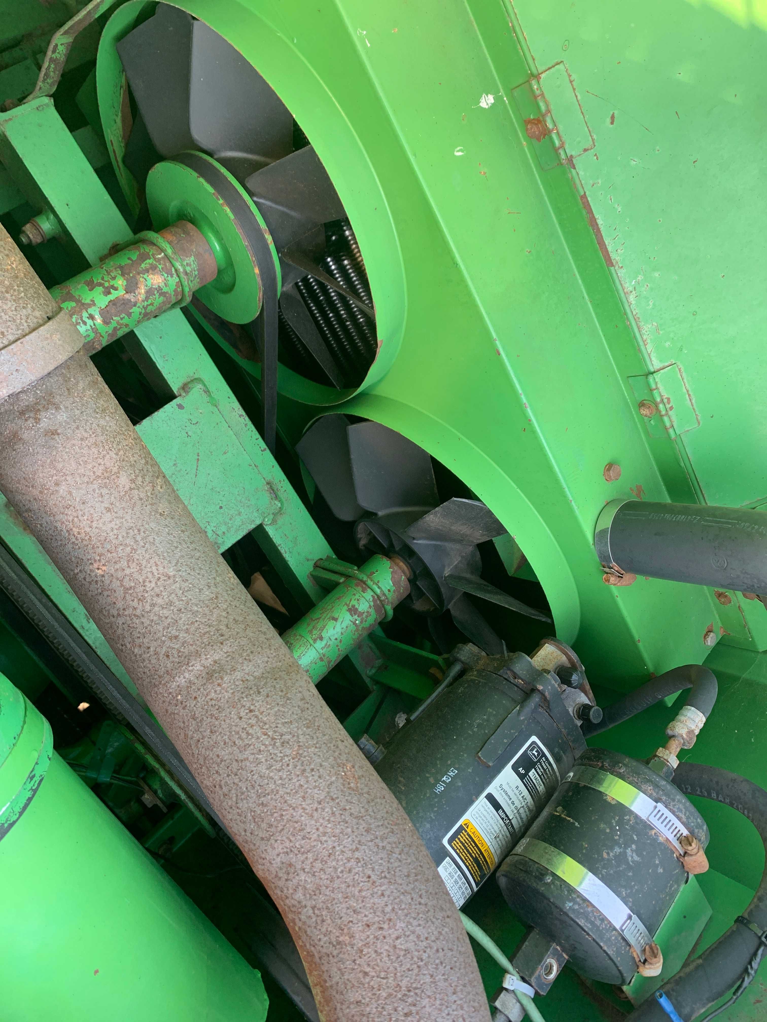 Комбайн John Deere 1075 жатка 4,25м