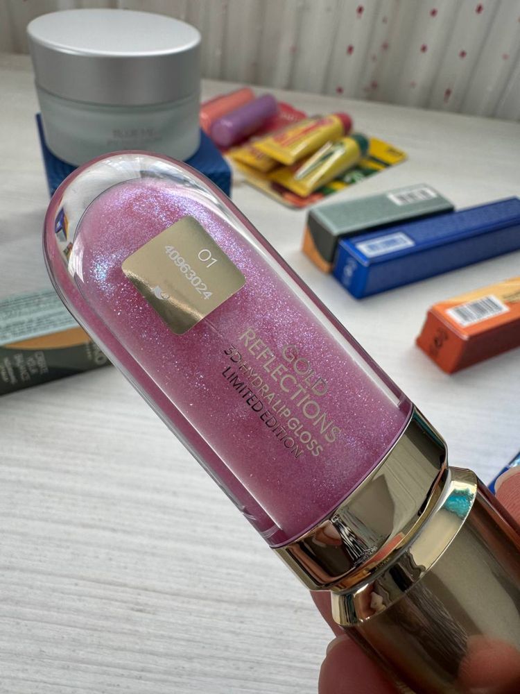 Kiko Зволожуючий блиск для губ