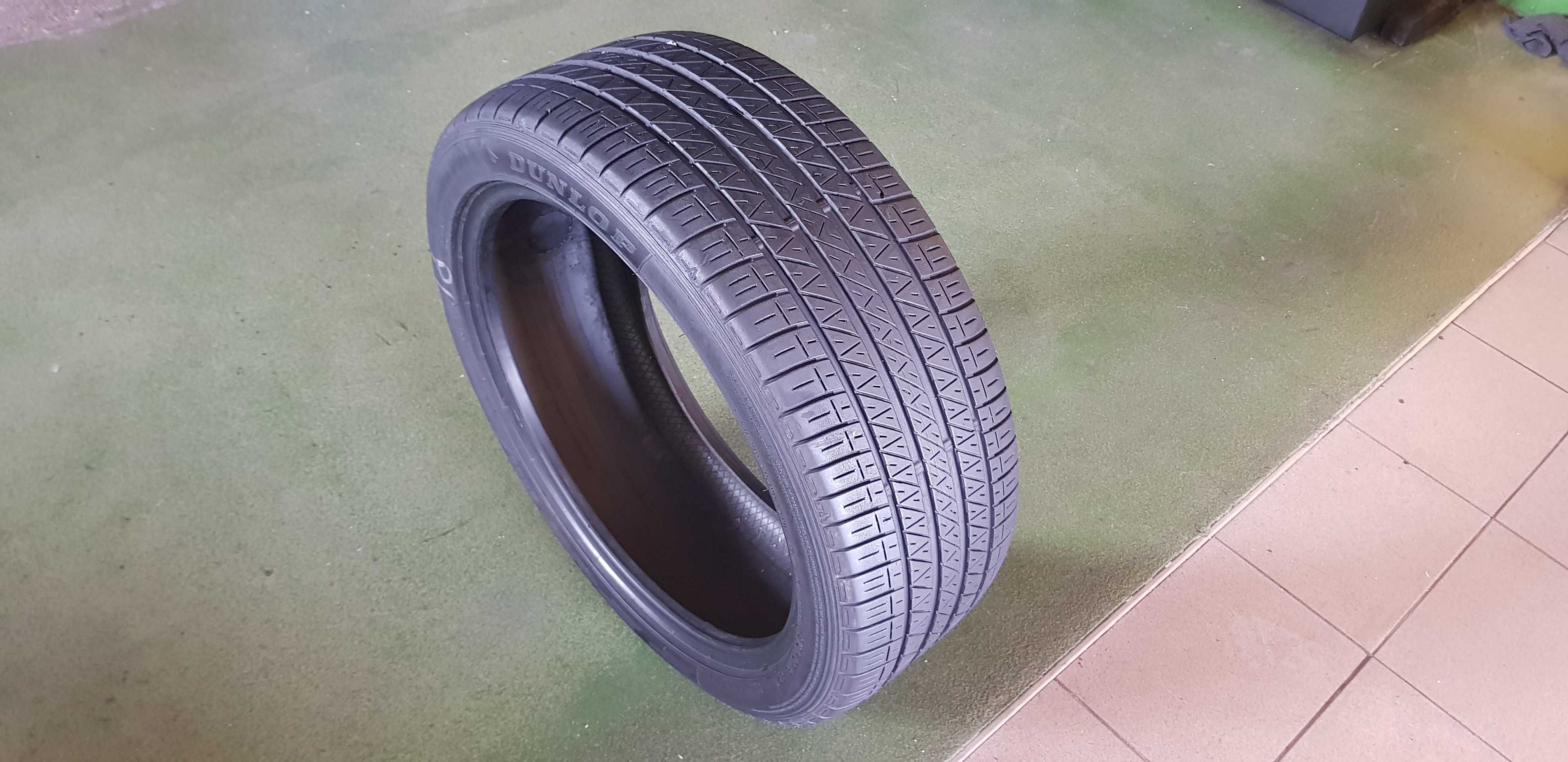 Opona pojedyncza 215 45 R18 89W Dunlop SP Sport 5000 bieżnik 5.5mm