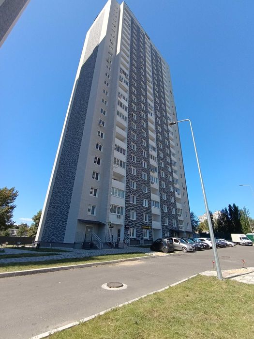 69 м2 — фасадне приміщення перша лінія Кульженків Коноплянська Оболонь