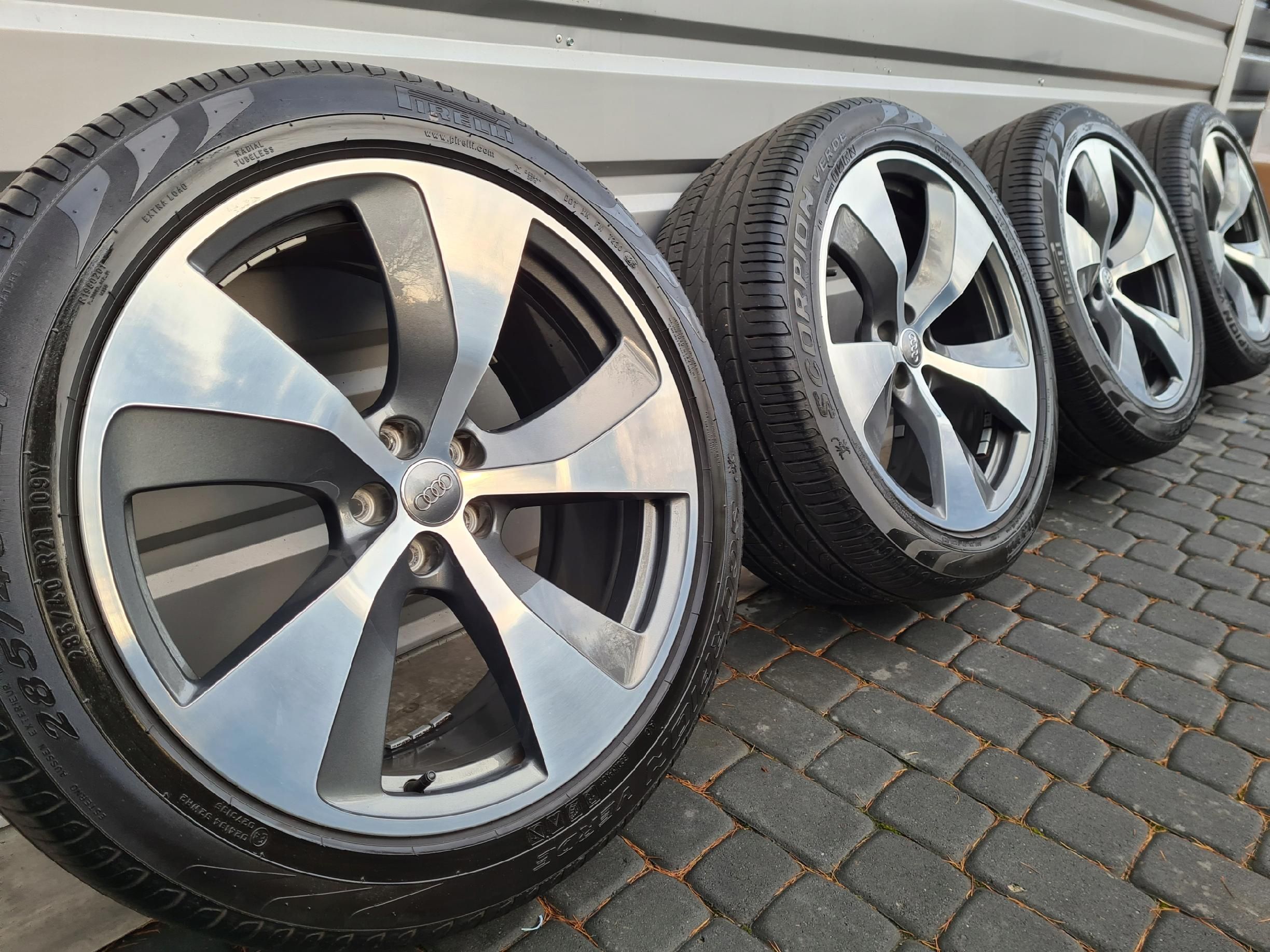 Oryginalne Felgi Audi 21 A5 A6 A7 A8 Q5 Q7 SQ7 Q8