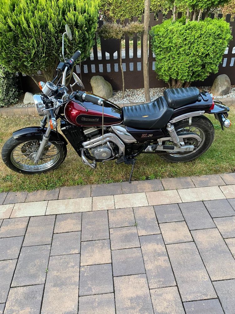 Kawasaki el 250 B super stan 24 kw