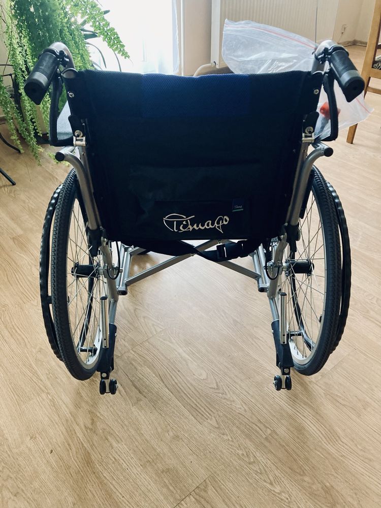 Wózek inwalidzki lekki aluminiowy, skladany, do 115 kg