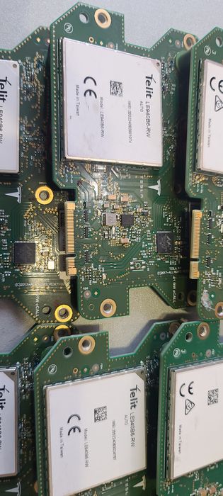 Tesla modem LTE/3G/2G  1521914-S1-B-X