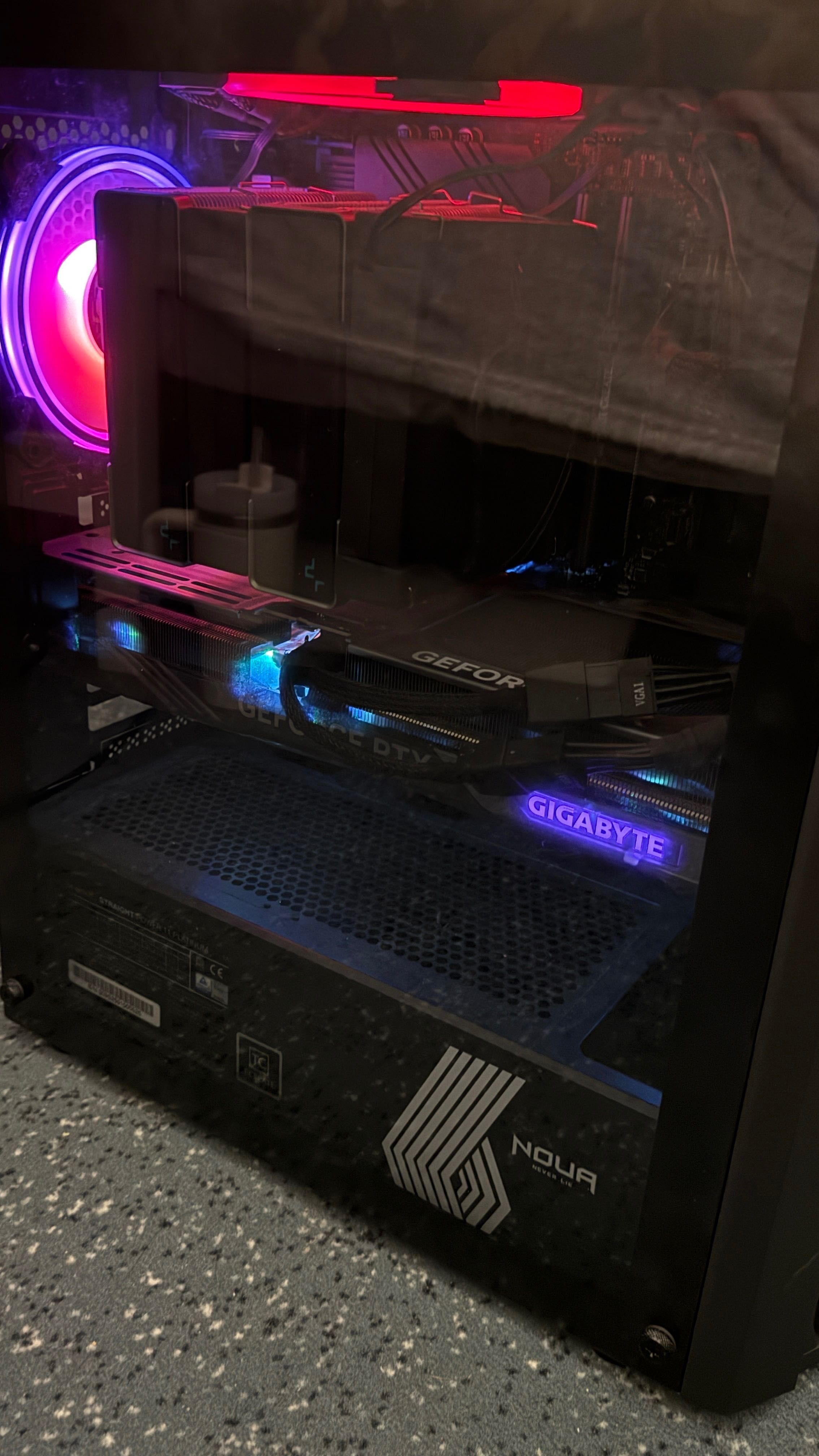Pc 4070ti Gigabyte i5 13600kf